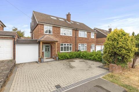 22 Beechwood Close, Amersham, HP6 6QU