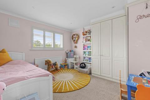 22 Beechwood Close, Amersham, HP6 6QU