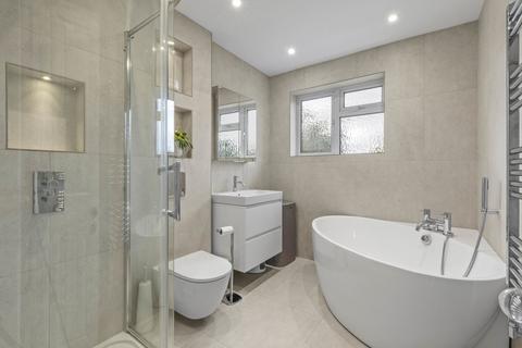 22 Beechwood Close, Amersham, HP6 6QU