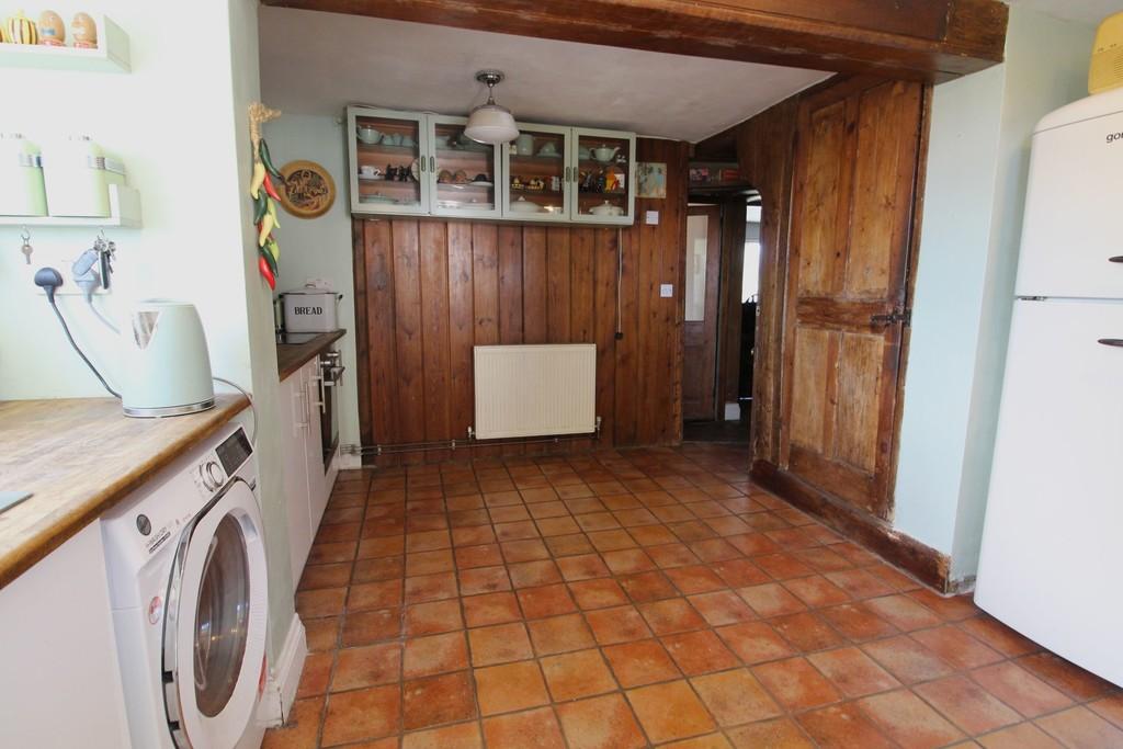 Kitchen 3
