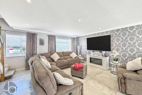 2 bedroom semi-detached house for sale, Horsey Road, Kirby-le-Soken CO13