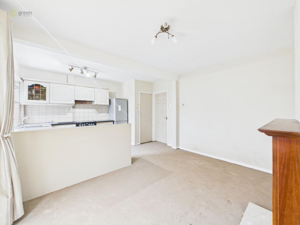 Cam05591g0pr0125still006