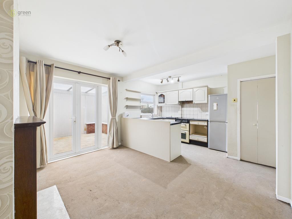 Cam05591g0pr0125still005