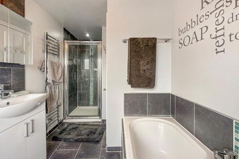 50 Cornwell Crescent, Stanford-le-hope, SS17 7DL