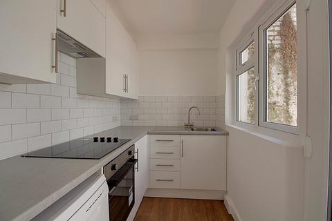 4 bedroom terraced house to rent, Over Street, North Laine, Brighton
