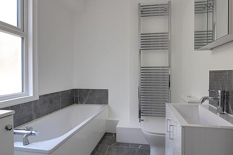 4 bedroom terraced house to rent, Over Street, North Laine, Brighton