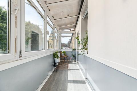 32a Myrtle Park, Glasgow, G42 8UQ