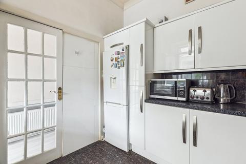 32a Myrtle Park, Glasgow, G42 8UQ