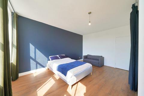 Flat 3, Albert Buildings Spencer Road, London, N8 9PF