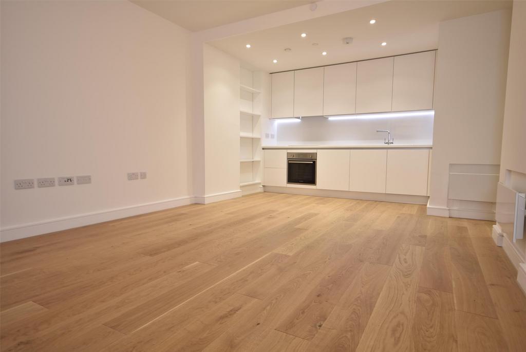 Living/Kitchen Area