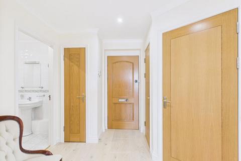 2 bedroom ground floor flat for sale, Hafan Tywi, The Parade, Carmarthen