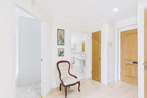 2 bedroom ground floor flat for sale, Hafan Tywi, The Parade, Carmarthen