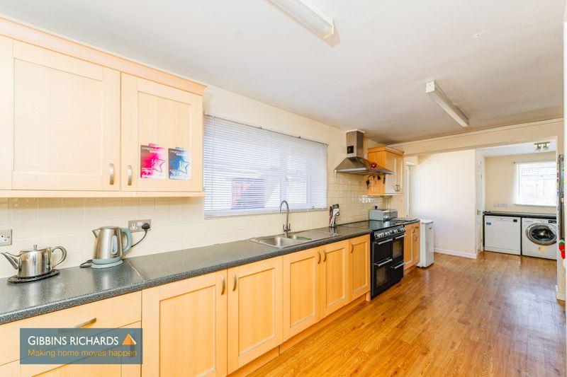 Kitchen/Utility