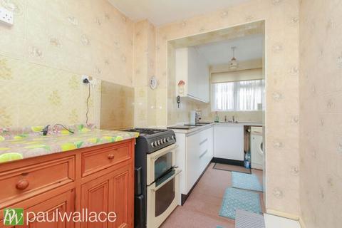 3 bedroom semi-detached house for sale, Winford Drive, Broxbourne