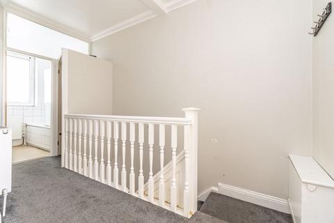 2 bedroom flat for sale, Laburnum Grove, Portsmouth