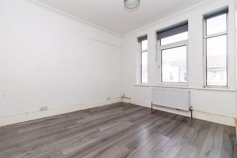 2 bedroom flat for sale, Laburnum Grove, Portsmouth