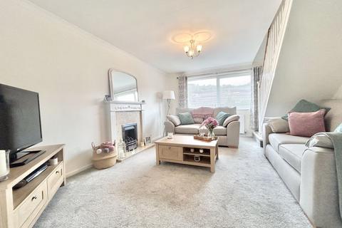 4 bedroom bungalow for sale, Maes Dolfor, Llanfairfechan