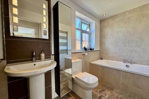 3 bedroom property to rent, Golf Open 2026 - Ashton Road, Hillside - Sleeps 6