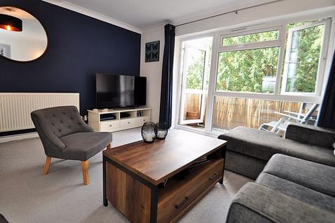 5 Rodney Close, New Malden, KT3 5AA