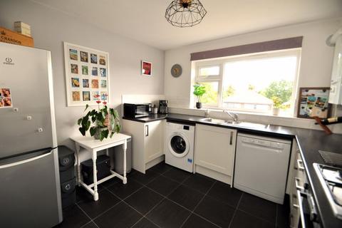 5 Rodney Close, New Malden, KT3 5AA