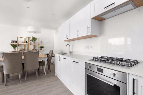 12 Mole Place, West Molesey, KT8 2AG