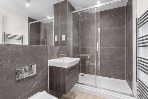 12 Mole Place, West Molesey, KT8 2AG