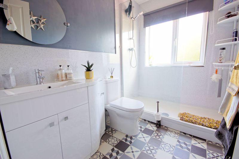Family Shower Room