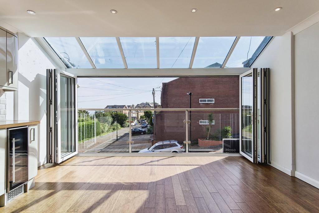 3 Kitchen View