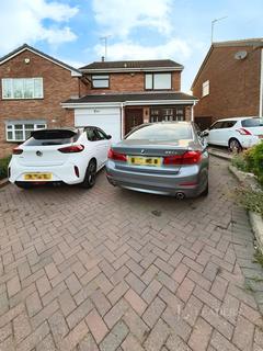 3 bedroom semi-detached house to rent, Welland Road