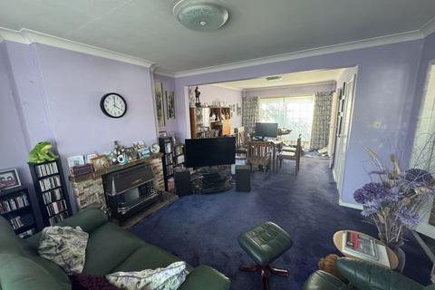 3 bedroom semi-detached house for sale, High Street, Harlington, Hayes
