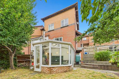 undefined, ''Comfort and Convenience in the Heart of Exeter"
