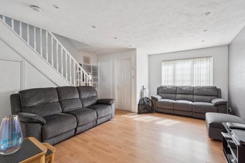 5 Five Fields Close, Watford, WD19 5BZ