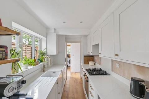 undefined, Rosebery Road, Bushey