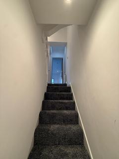 3 bedroom flat to rent, Dunstans Road, London, SE22