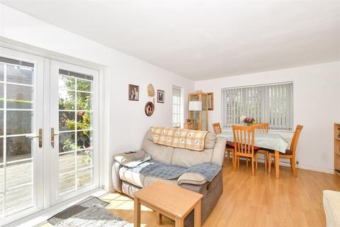 3 bedroom detached house for sale, Dauxwood Close, Billingshurst, West Sussex