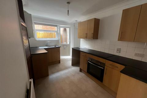 1 bedroom house to rent, West Street, Aylesbury
