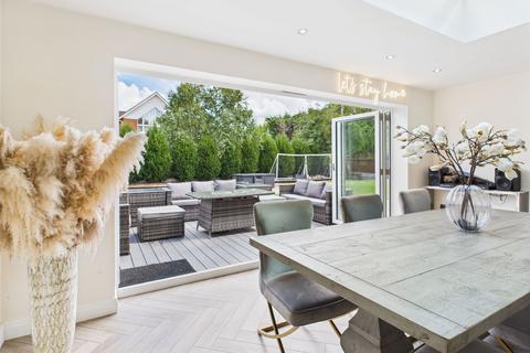 5 bedroom detached house for sale, Hampstead Drive, Crewe CW2