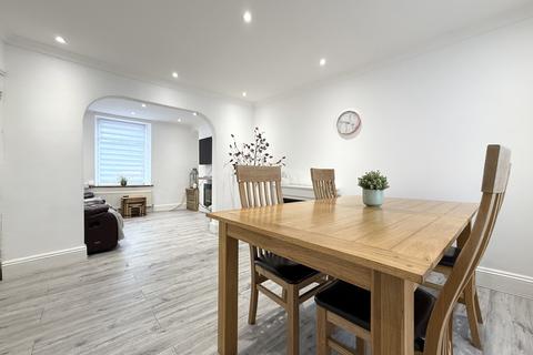 undefined, Trecynon, Aberdare CF44