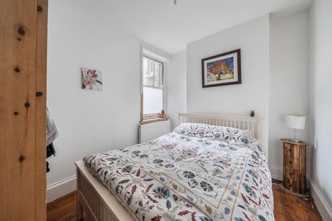 London, Crouch End, London, N8