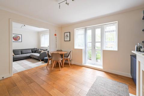 3 bedroom flat for sale, Fortis Green, N2, East Finchley, London, N2
