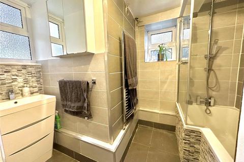 16a The Waldrons, Croydon, CR0 4HB