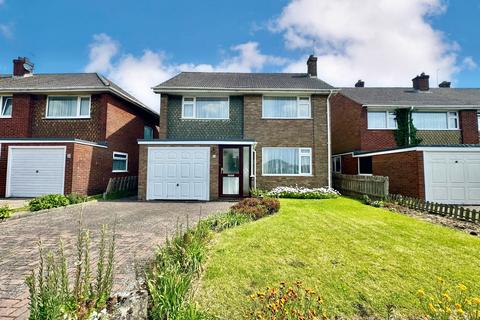 3 bedroom detached house for sale, Upper Stratton, Swindon SN2