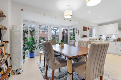4 bedroom detached house for sale, Knowle Close, Nunthorpe