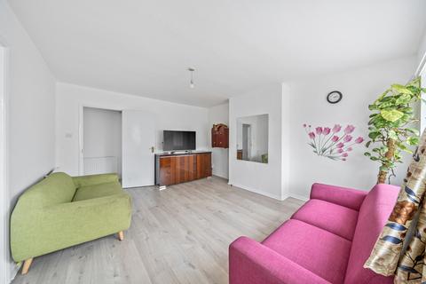 2 Paddocks Close, Harrow, HA2 8NP