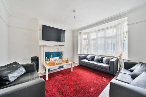 4 bedroom semi-detached house for sale, Pinner Park Gardens, Harrow