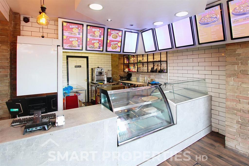 Snootys-wakefield-rd 00005.jpeg