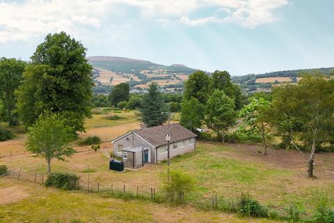 3 bedroom detached bungalow for sale, Park Drive, Llangattock, Crickhowell, Powys.