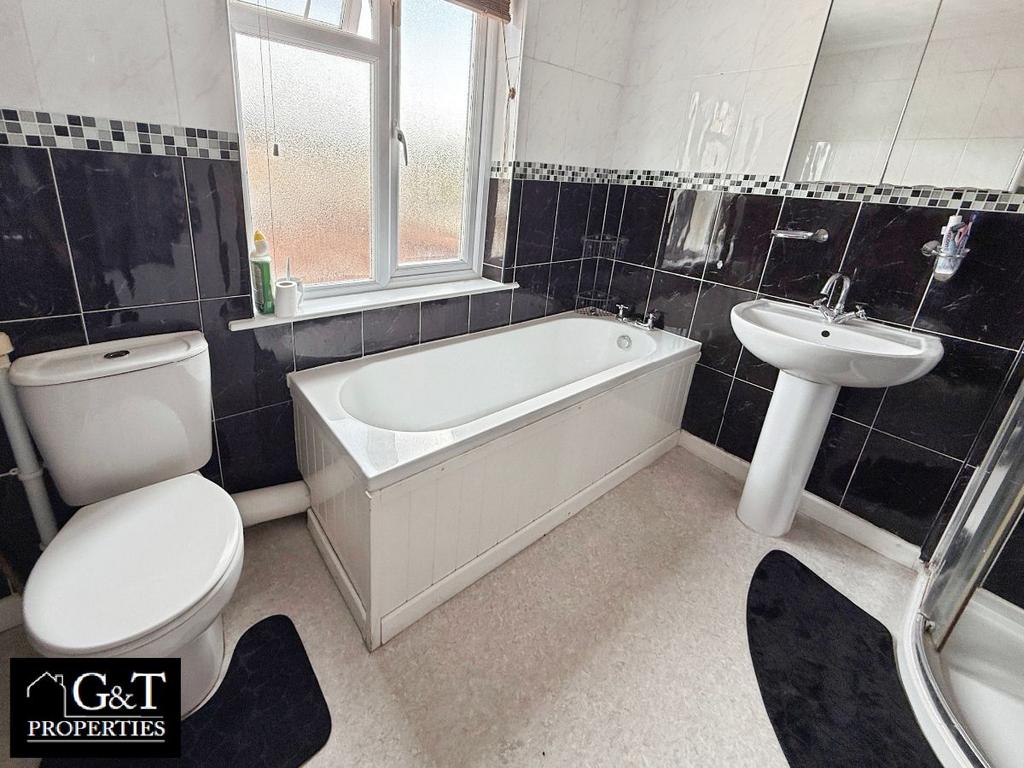 Family bathroom