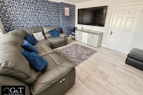 3 bedroom terraced house for sale, Saltwells Road, Dudley
