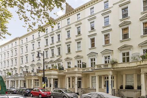 3 bedroom flat for sale, St Georges Square, London, SW1V